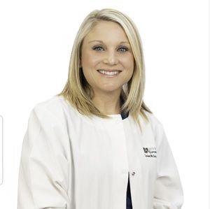 Meet your Posher, Lindsey